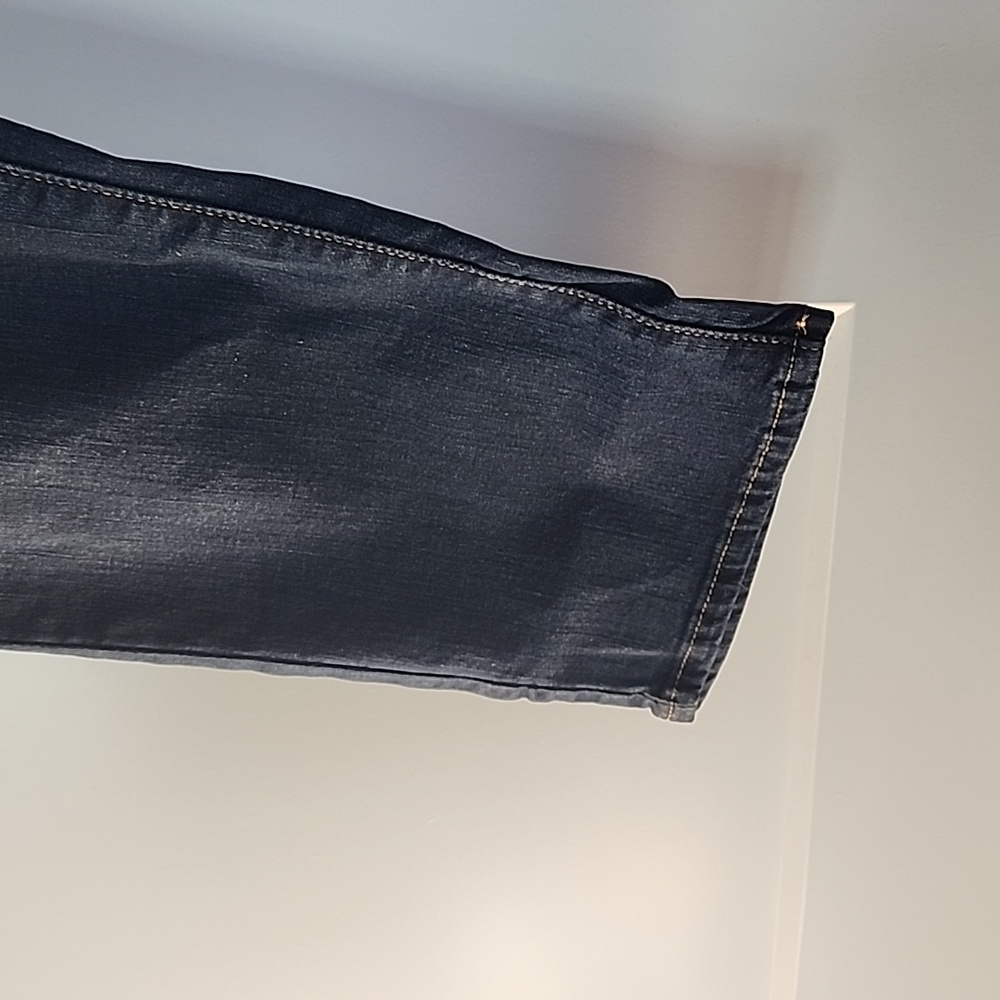 Levi Strauss Jeans - Picture 7 of 13